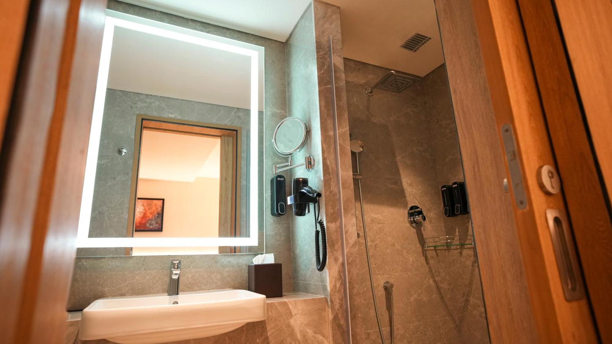 Transit By Encalm - Nap And Shower Shamshabad Exterior foto