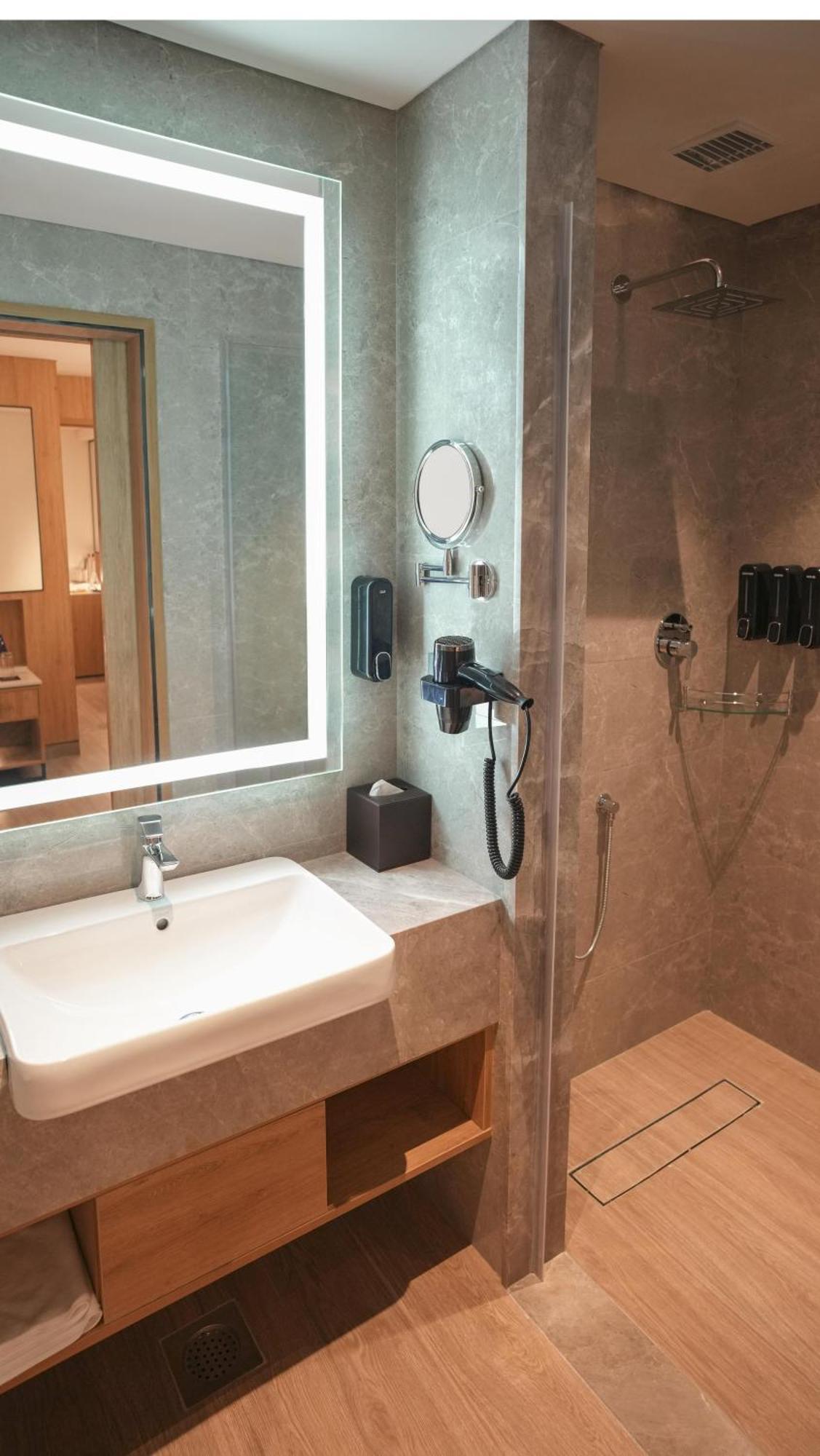 Transit By Encalm - Nap And Shower Shamshabad Exterior foto